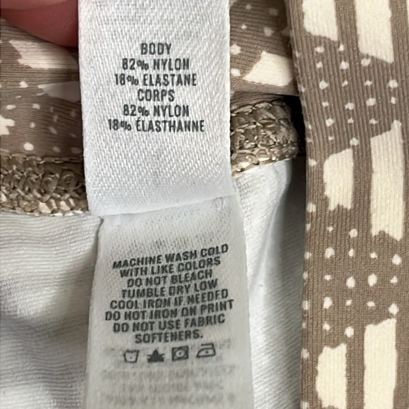 Aerie chill play move geometric Patterned 7/8 Leggings - Picture 5 of 13